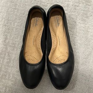 Clarks Collection Women’s Flats Ultimate Comfort Black (10)